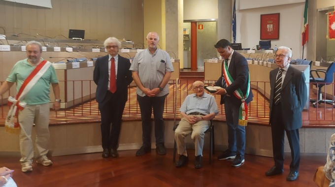 Grande festa per i 100 anni di Carlo Galimberti