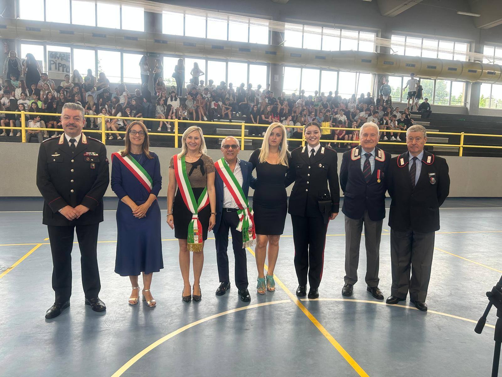 Marcallo premiazione studentesse concorso dell'Arma dei Carabinieri 2