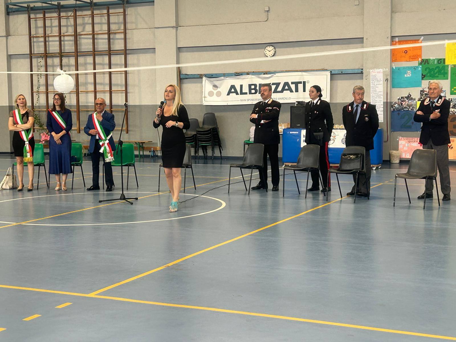 Marcallo premiazione studentesse concorso dell'Arma dei Carabinieri 3