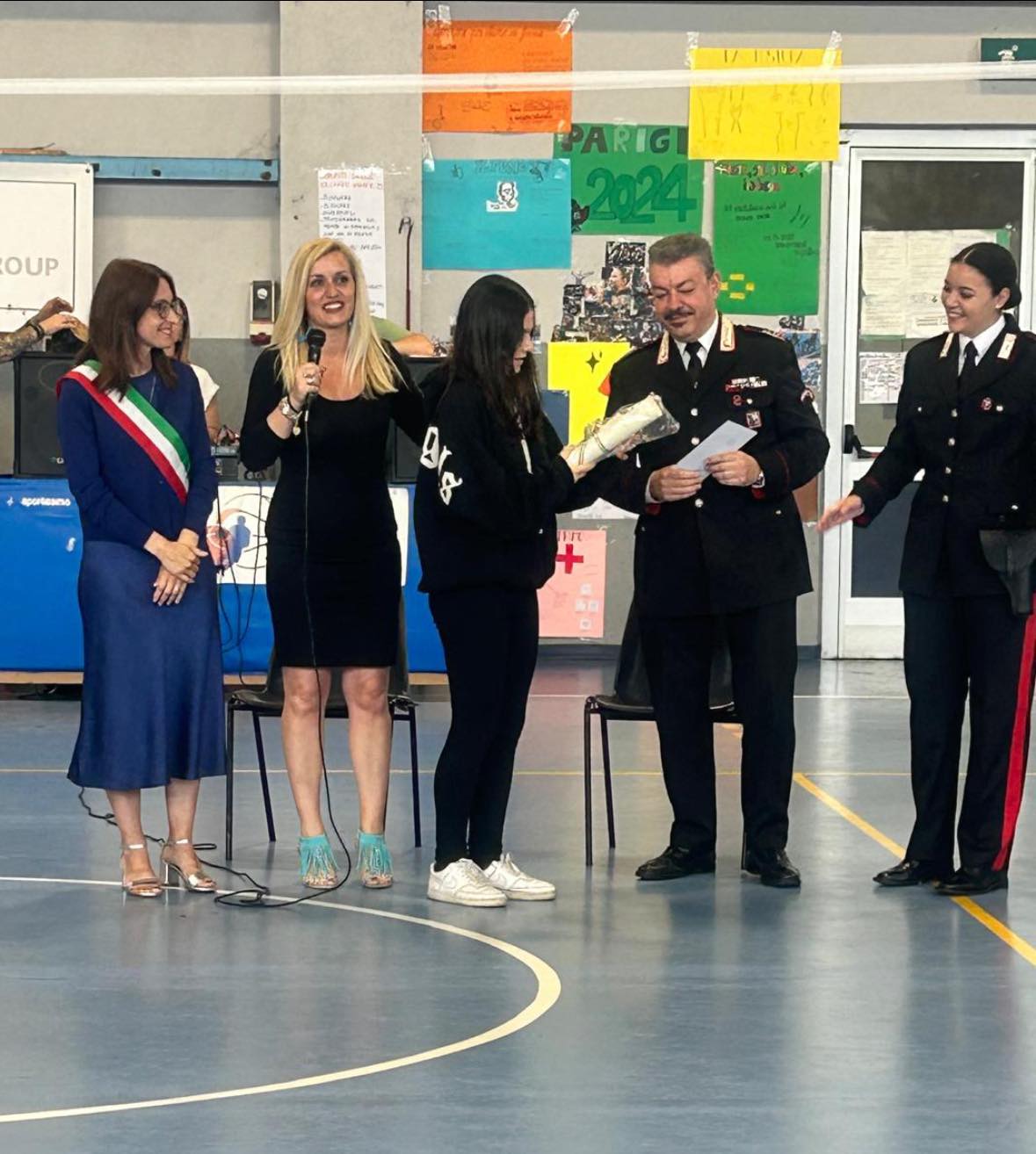 Marcallo premiazione studentesse concorso dell'Arma dei Carabinieri 4