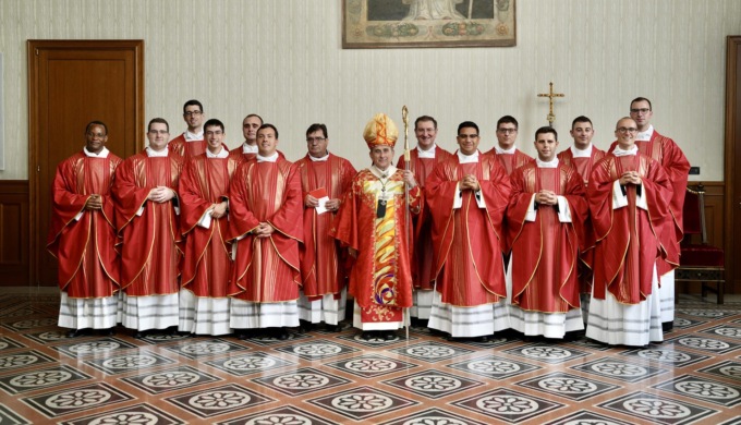 L’arcidiocesi dà il benvenuto a undici nuovi sacerdoti: la celebrazione in Duomo