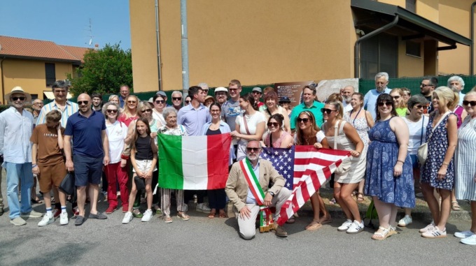 Una piazza per celebrare il legame con Herrin a ricordo degli emigranti