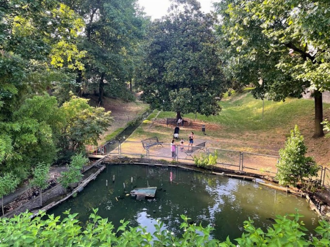 Vietato dar da mangiare agli animali in Fossa
