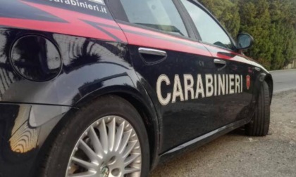 Bar bersagliato di colpi di arma da fuoco