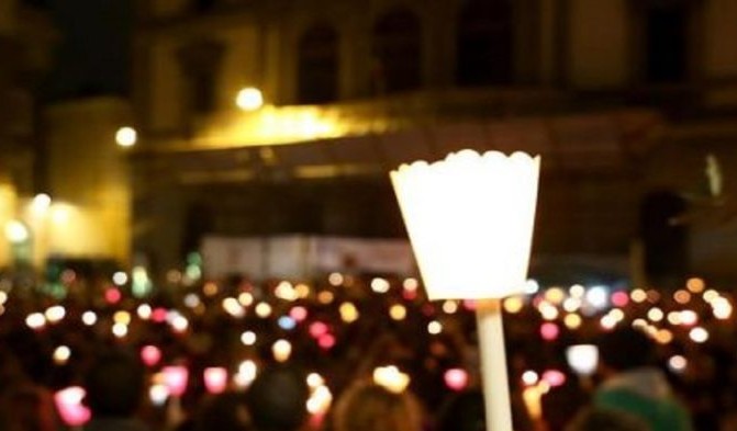 Legnano scende in piazza per la pace con una fiaccolata
