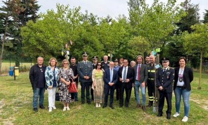 L'assessore La Russa in visita al Parco della legalità di Rho