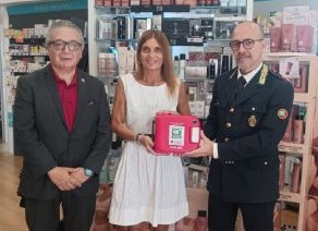 Il nuovo defibrillatore di In Campo con il Cuore  consegnato e attivato a Cerchiate e Cerchiarello