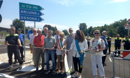 Taglio del nastro per la nuova "Diramazione di Ossona"