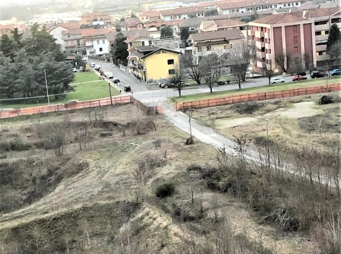 Il terreno del PE4 rimarrà abbandonato ancora per anni?