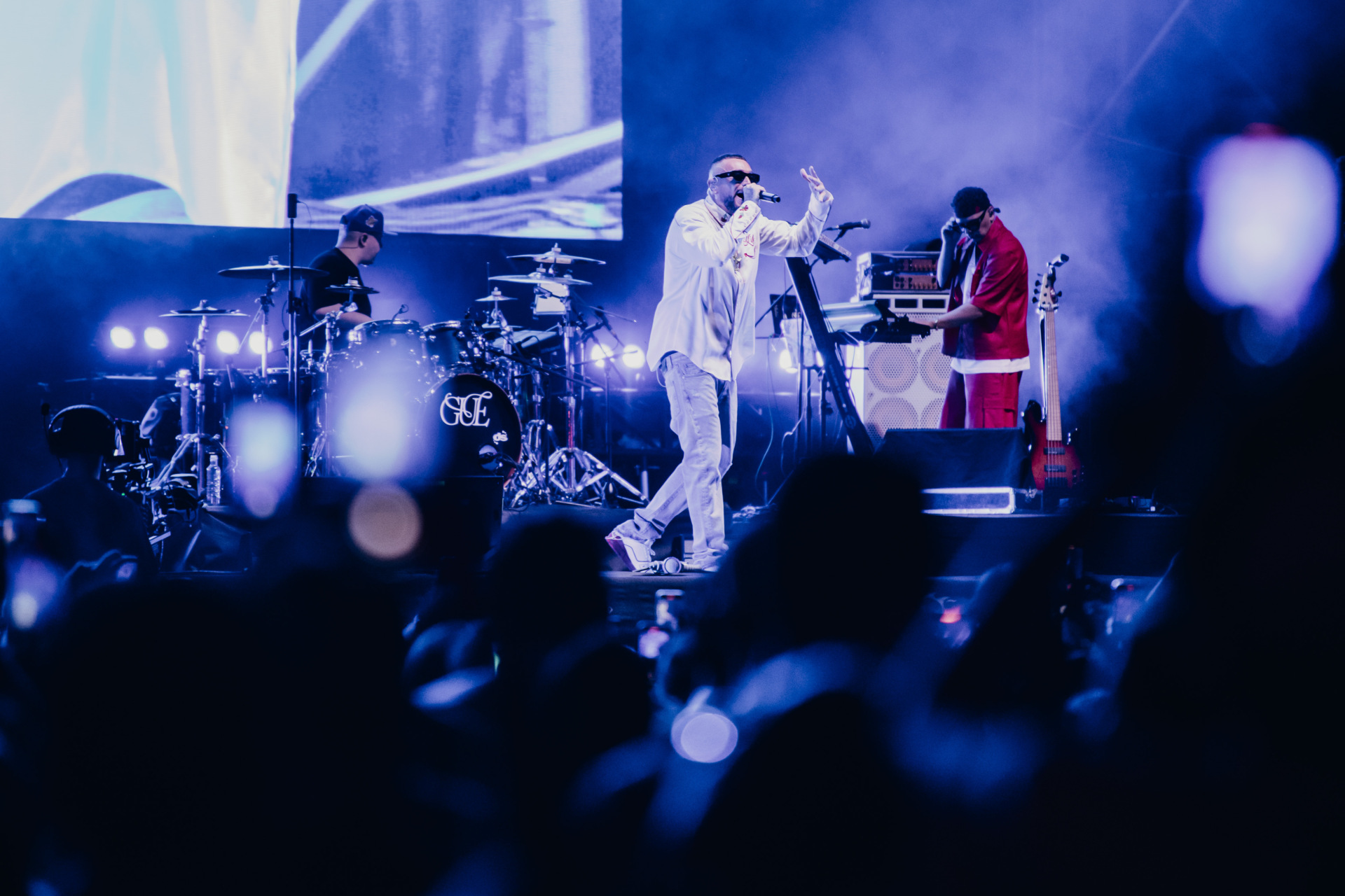 Il Rugby Sound e Legnano sono stati travolti dal rap di Guè che ha animato il venerdì sera della manifestazione Gue x stampa