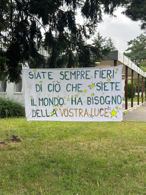 Ultima campanella, festa di fine anno e saluti ai bambini di quinta