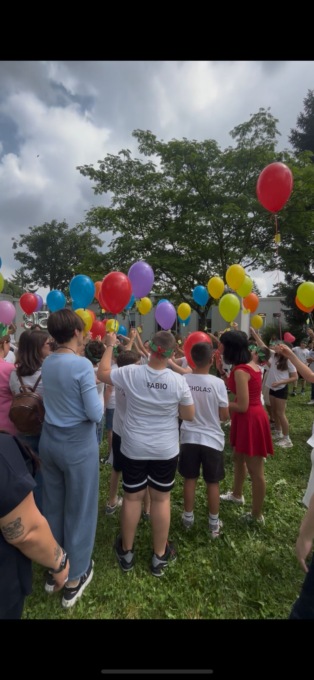 Ultima campanella, festa di fine anno e saluti ai bambini di quinta