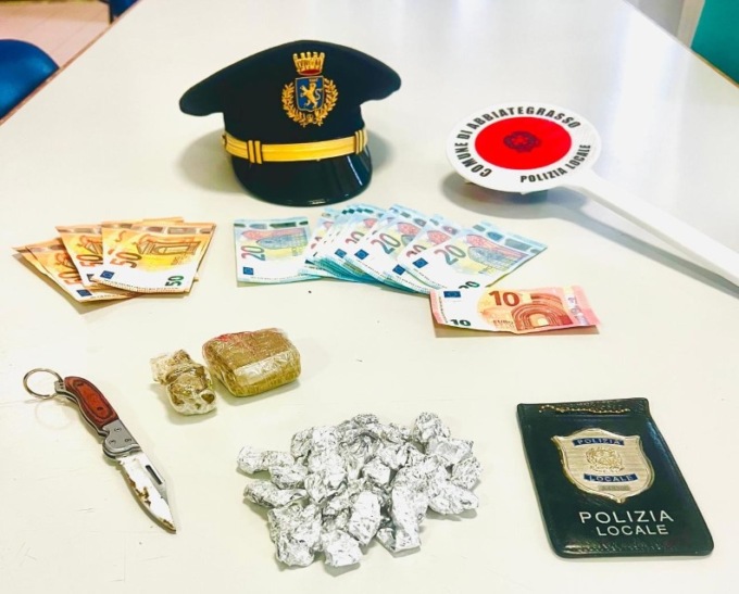 Arrestato per spaccio dalla Polizia Locale un 21enne egiziano