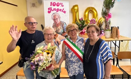 Angela Colombo ha compiuto 100 anni: ha lavorato anche alle Poste