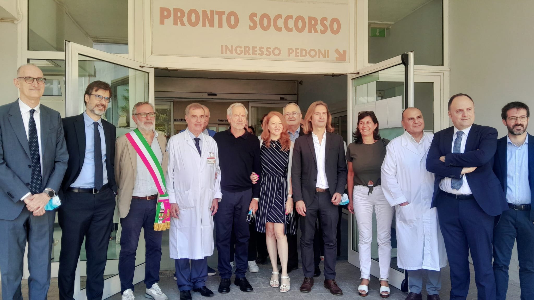 cuggiono-visita bertolaso ospedale2