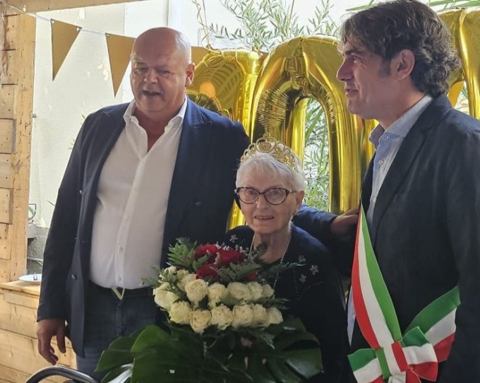 Paese in festa per i 100 anni di Irma Landone