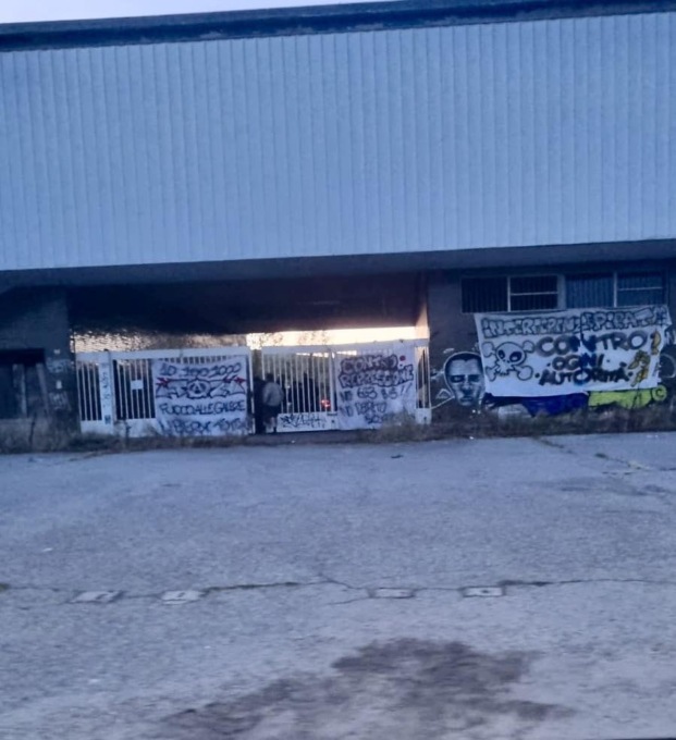 Rave party nell’azienda abbandonata