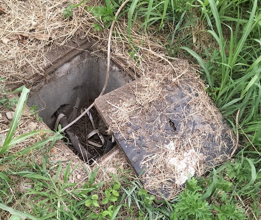 nerviano cavi di rame rubati dai tombini di viale lombardia