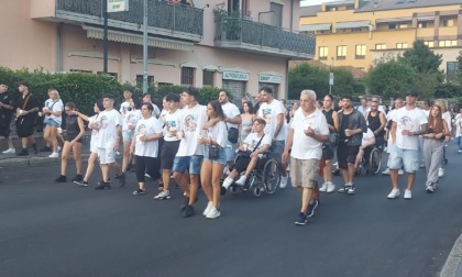 Fiaccolata in ricordo di Omar Bassi ad un anno dalla scomparsa