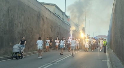 Bollate: fiaccolata in memoria di Omar Bassi