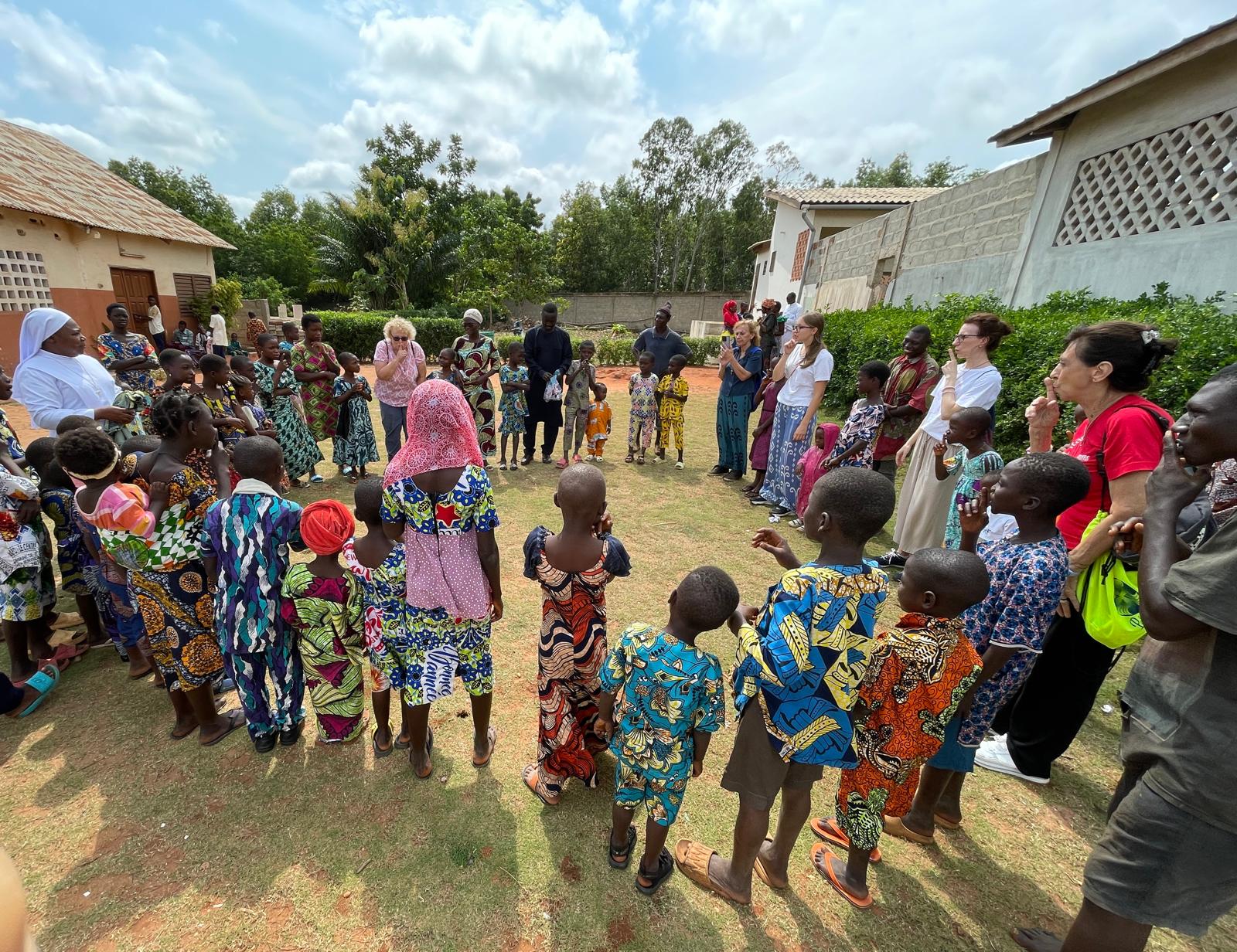 Sedriano Anna Lisa Bergamaschi in missione in Costa d'Avorio e in Benin 6