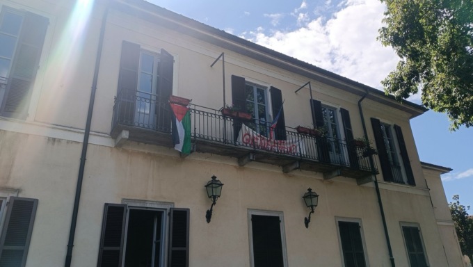 Riconosciuto lo Stato di Palestina e stop al riarmo