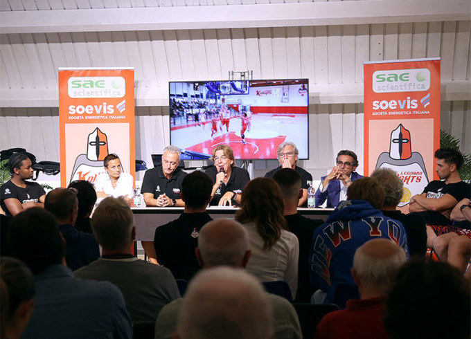 I Knights Legnano hanno presentato la nuova stagione e fissato gli obiettivi: “Migliorarsi e  vincere il primo turno Play off”