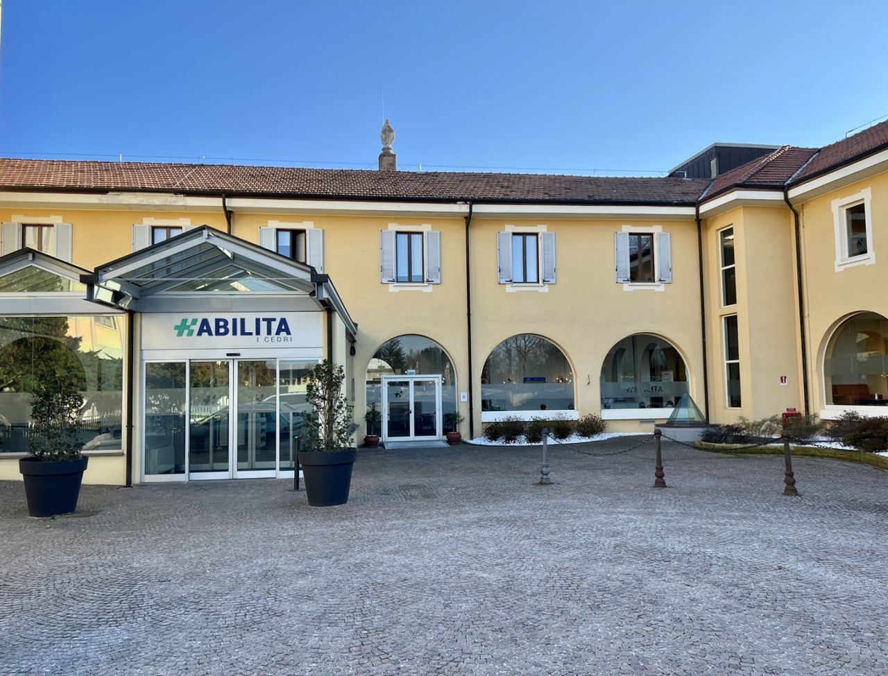 Artrosi al ginocchio: quando intervenire e come si cura