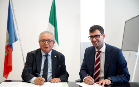 Siglato un accordo con il gruppo Cap per contrastare i miasmi