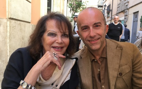 Addio a Claudia Cardinale. Almasio: “Conservo ancora la rosa che mi regalò”