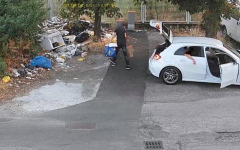 Abbandono  rifiuti: beccato  e multato un giovane dalla Polizia locale