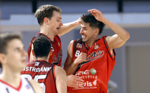 Prima vittoria in trasferta per i Knights