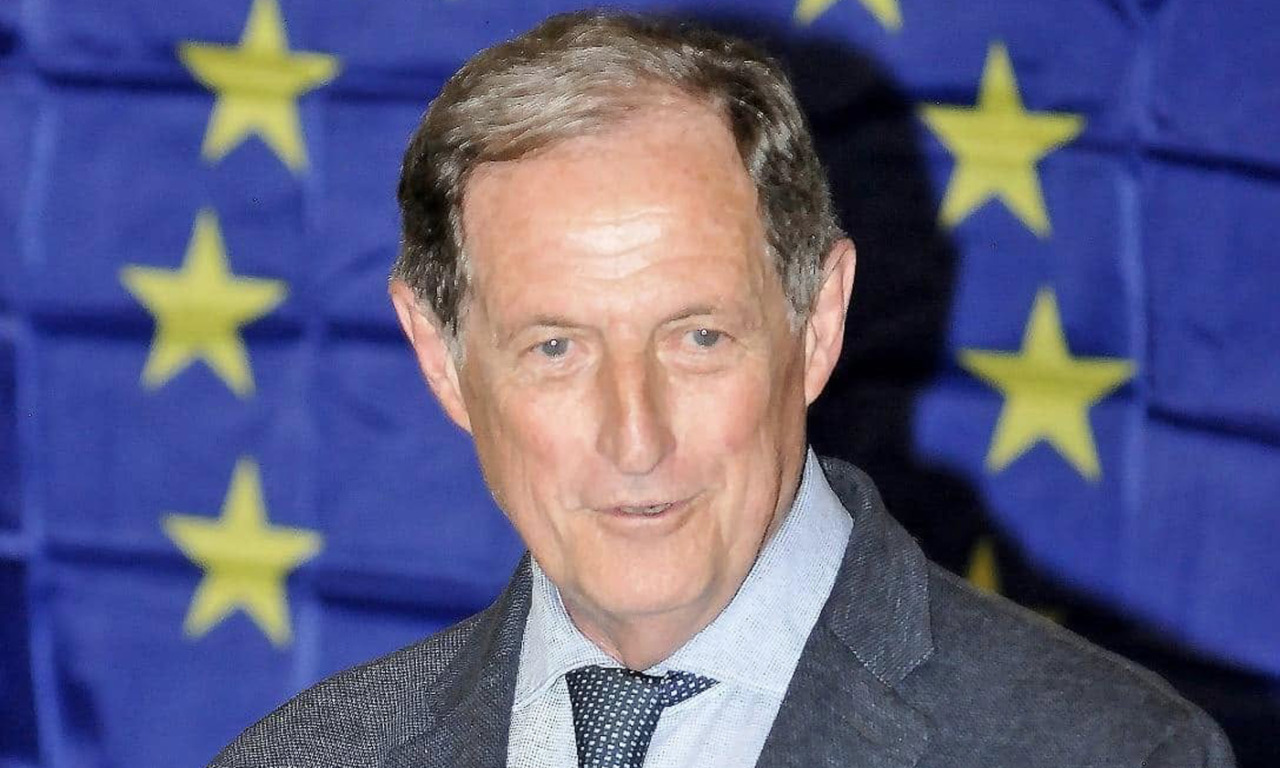 Mantovani (FdI): “Semplificazione Ue è picconata al Green Deal”