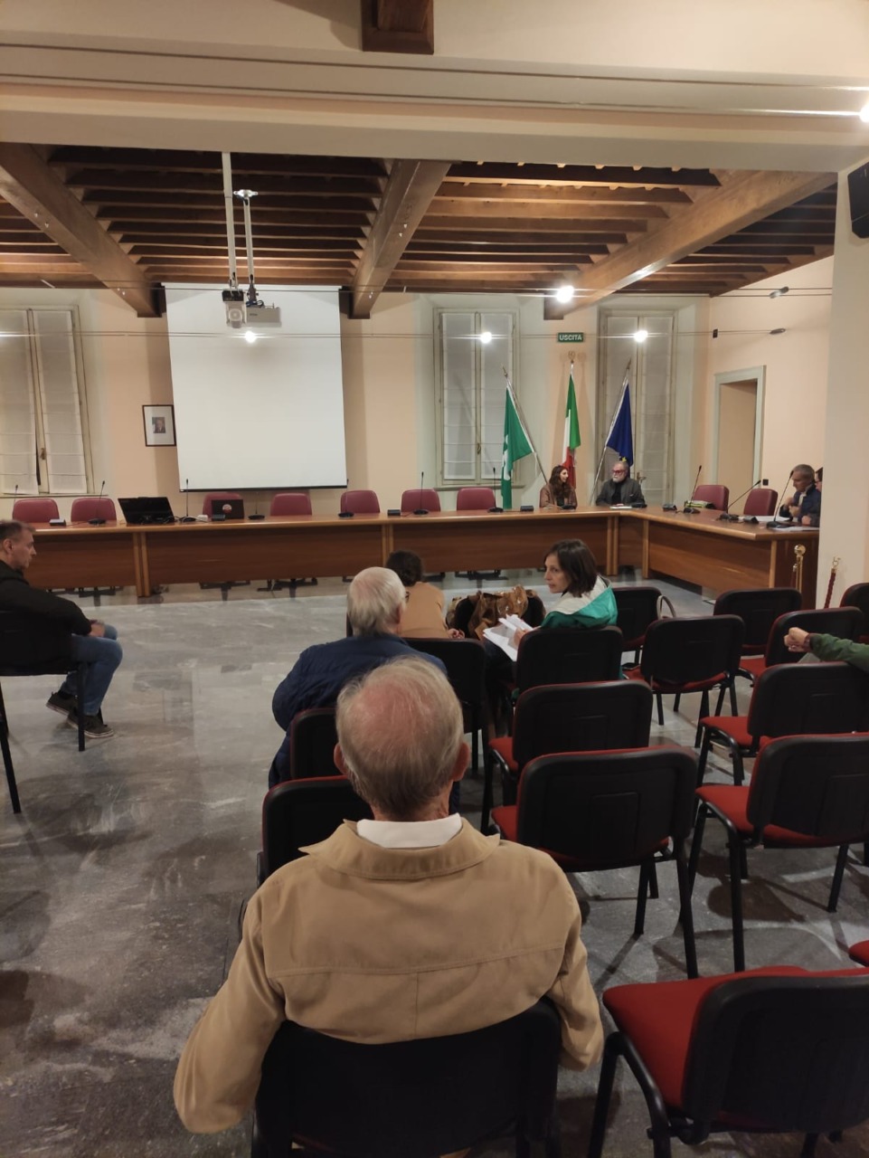 Consulta Urbanistica, l’affondo di Coerenza: “Maggioranza assente, evita il confronto”