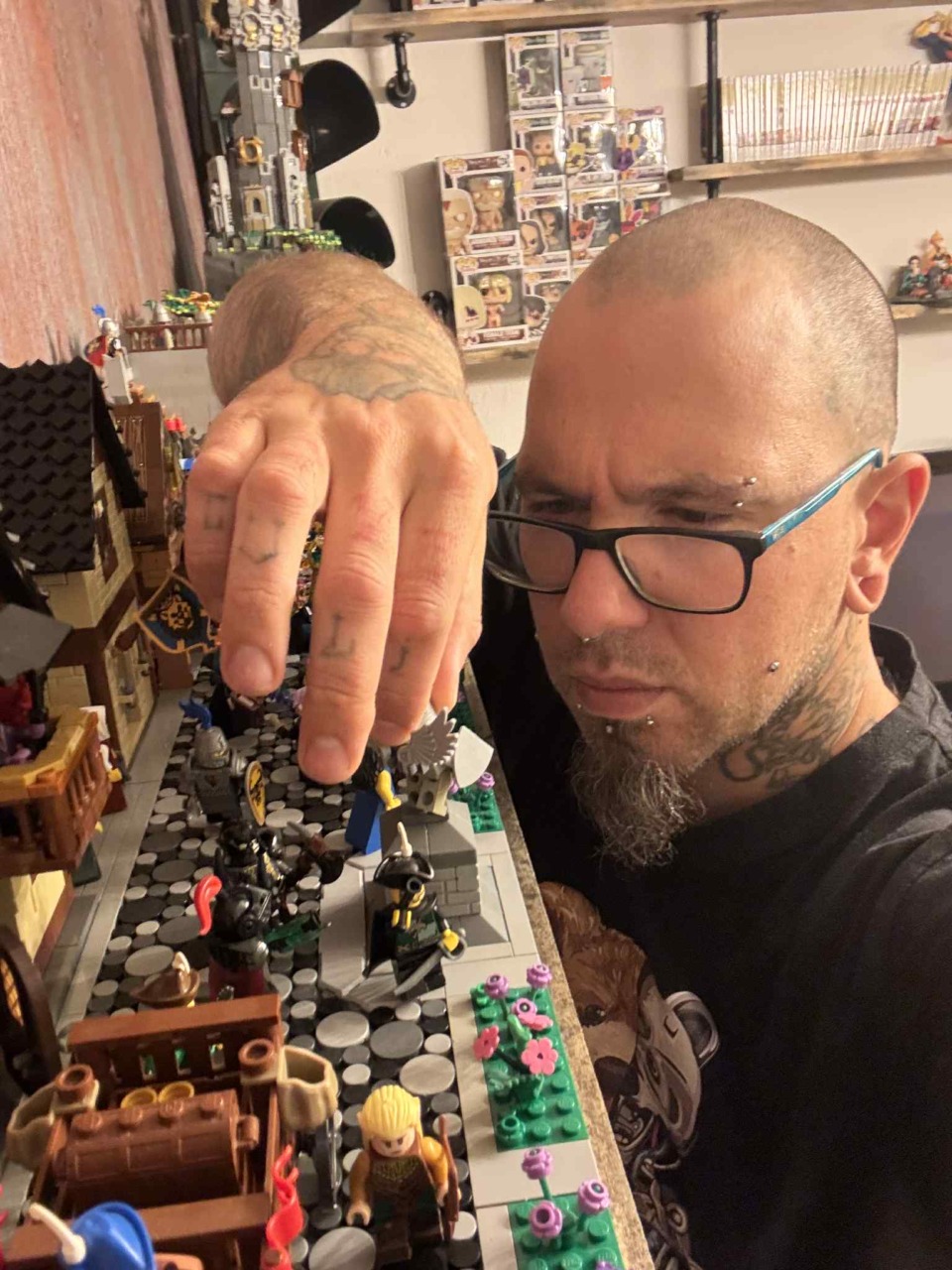 Fabrizio e la sua passione per i Lego: “Faccio la raccolta per creare opere”