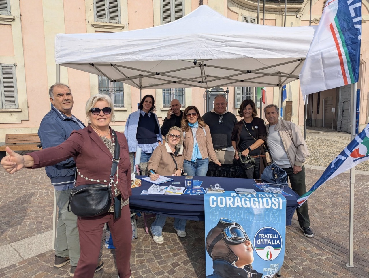 Fratelli d’Italia in piazza contro il progetto “Lainate 2030”