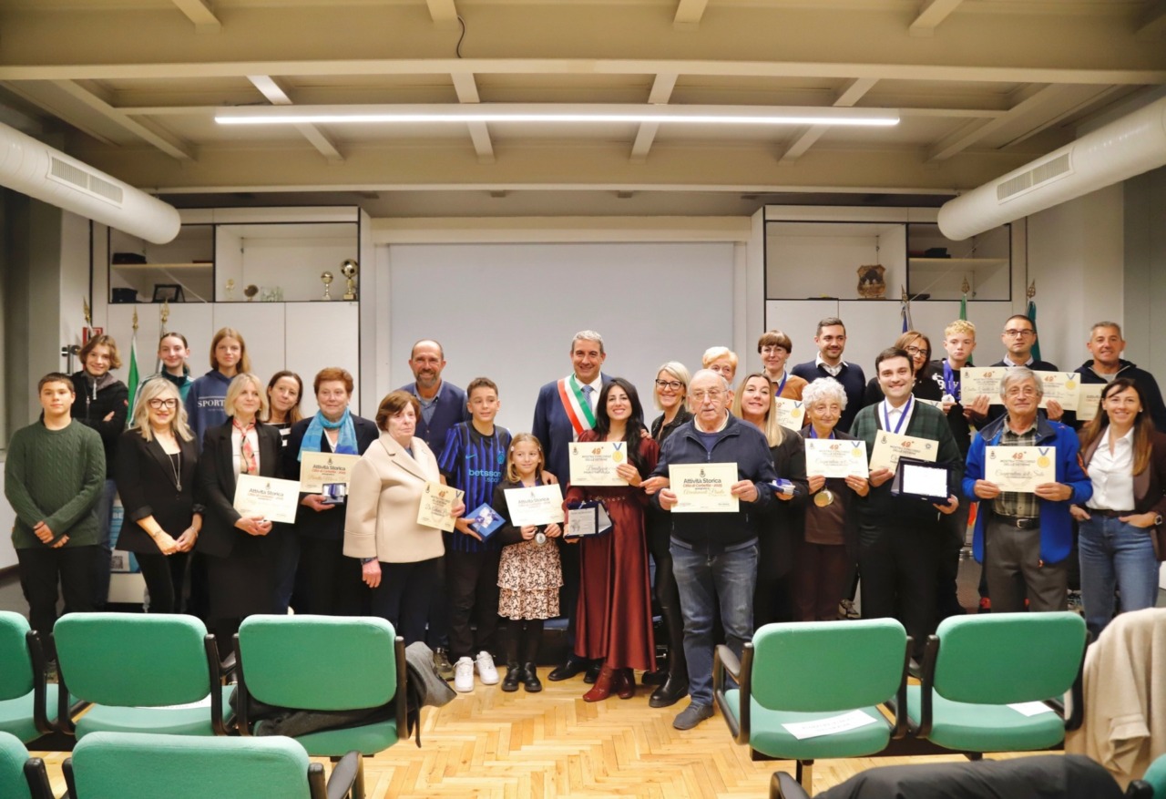 Premiate le vetrine e le attività storiche