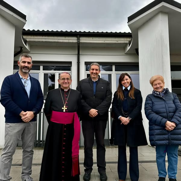 L’Arcivescovo Mario Delpini in visita al Cse La Quercia