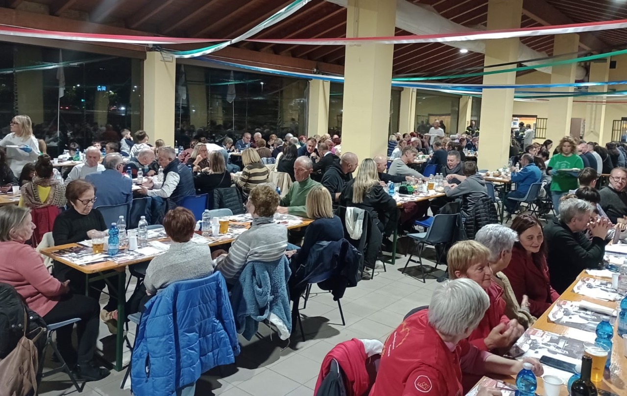 Quasi 300 partecipanti alla Cena dei Rioni