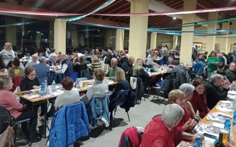 Quasi 300 partecipanti alla Cena dei Rioni