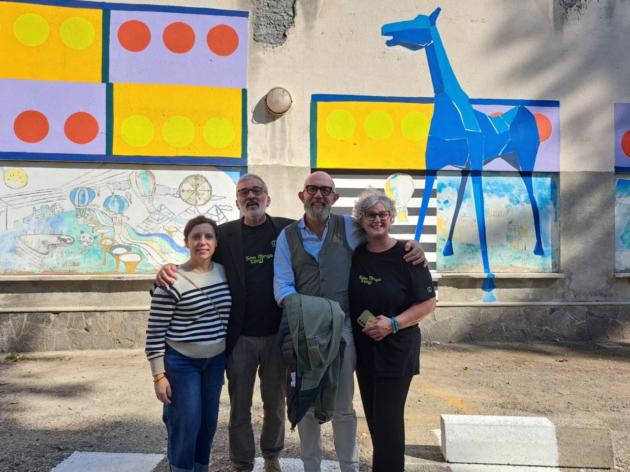 Marco Cavallo all'ingresso del Cps: inaugurato il murale inclusivo
