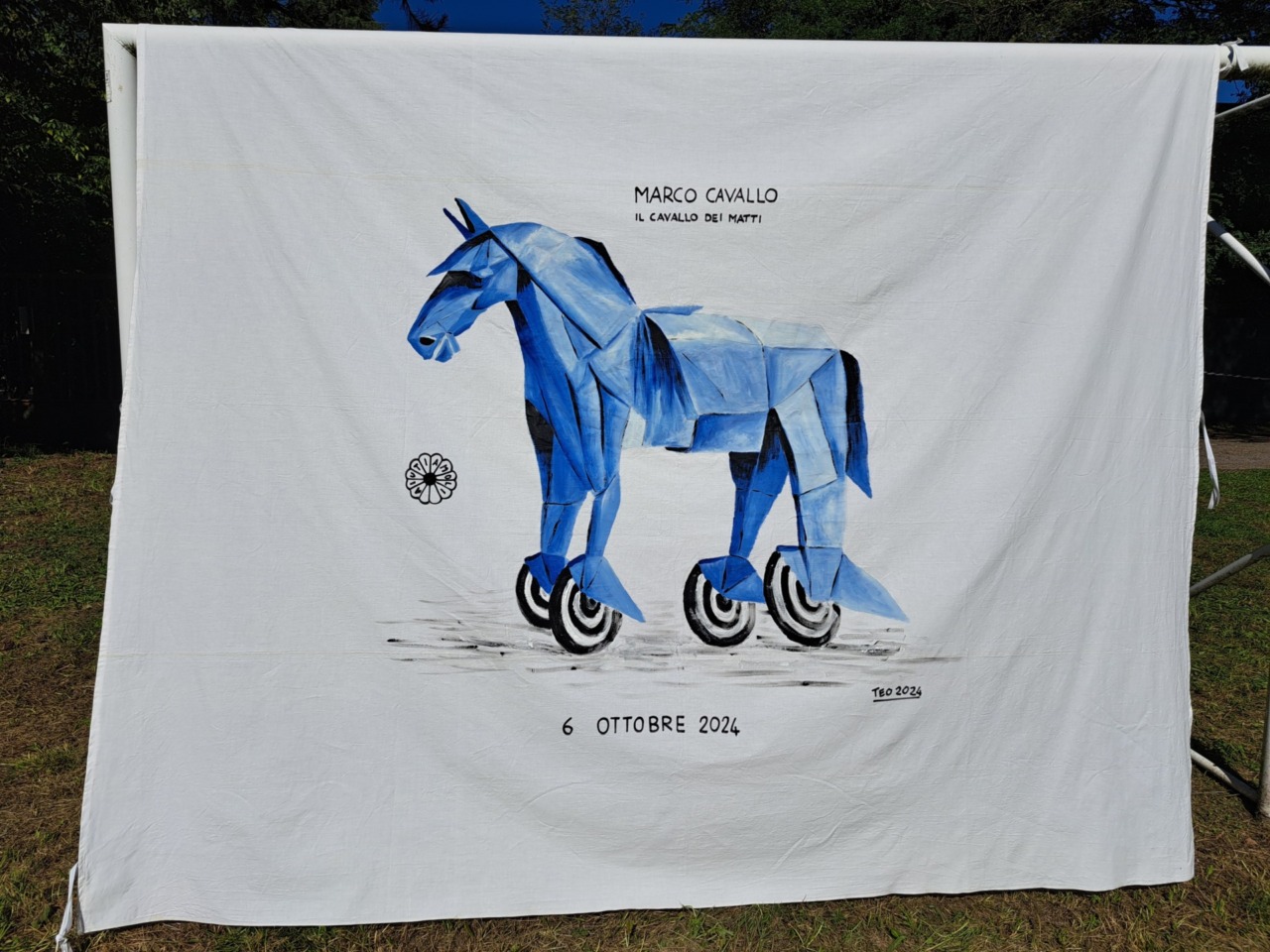 Marco Cavallo all'ingresso del Cps: inaugurato il murale inclusivo