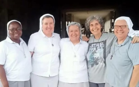 Le Canossiane vanno in Togo: Maristella Bigogno accoglie la madre generale