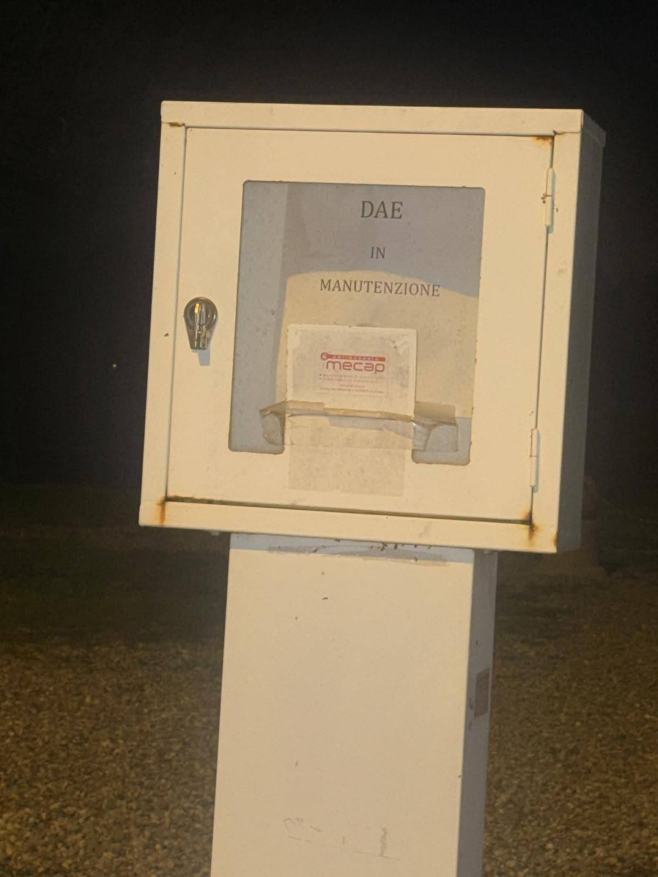 Defibrillatori in paese: "Troppi non funzionano. Fallimento amministrativo che mette a rischio vite"