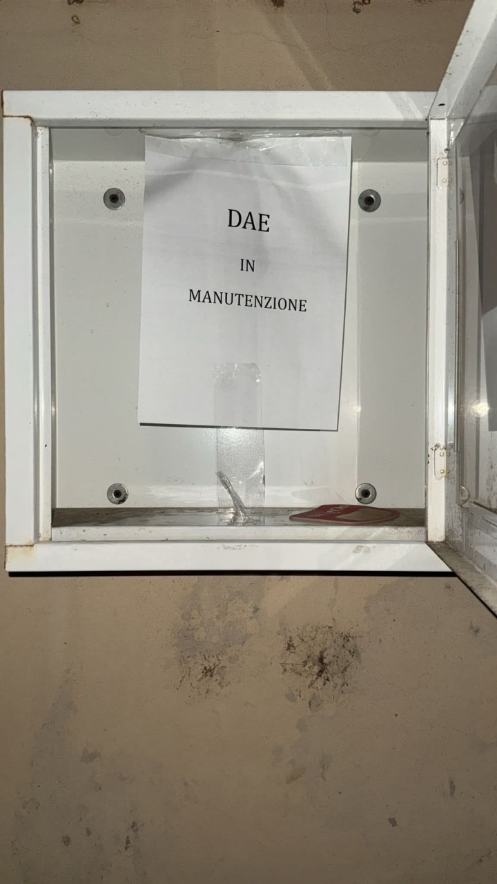 Defibrillatori in paese: "Troppi non funzionano. Fallimento amministrativo che mette a rischio vite"