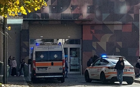 Spray al peperoncino alla scuola media, intossicati alcuni studenti