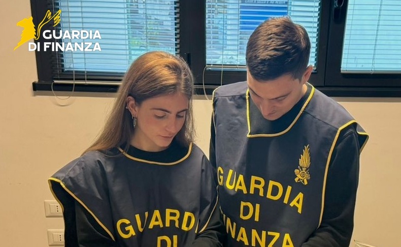 Blitz di Halloween per la Guardia di Finanza: sequestrati oltre 118mila articoli per la festa