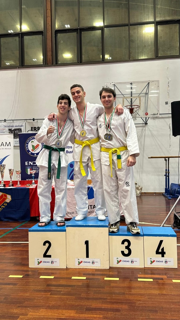 L'Olimpic Taekwondo Valerio Spinosa trionfa agli Internazionali d'Italia Endas/Unitam 2025