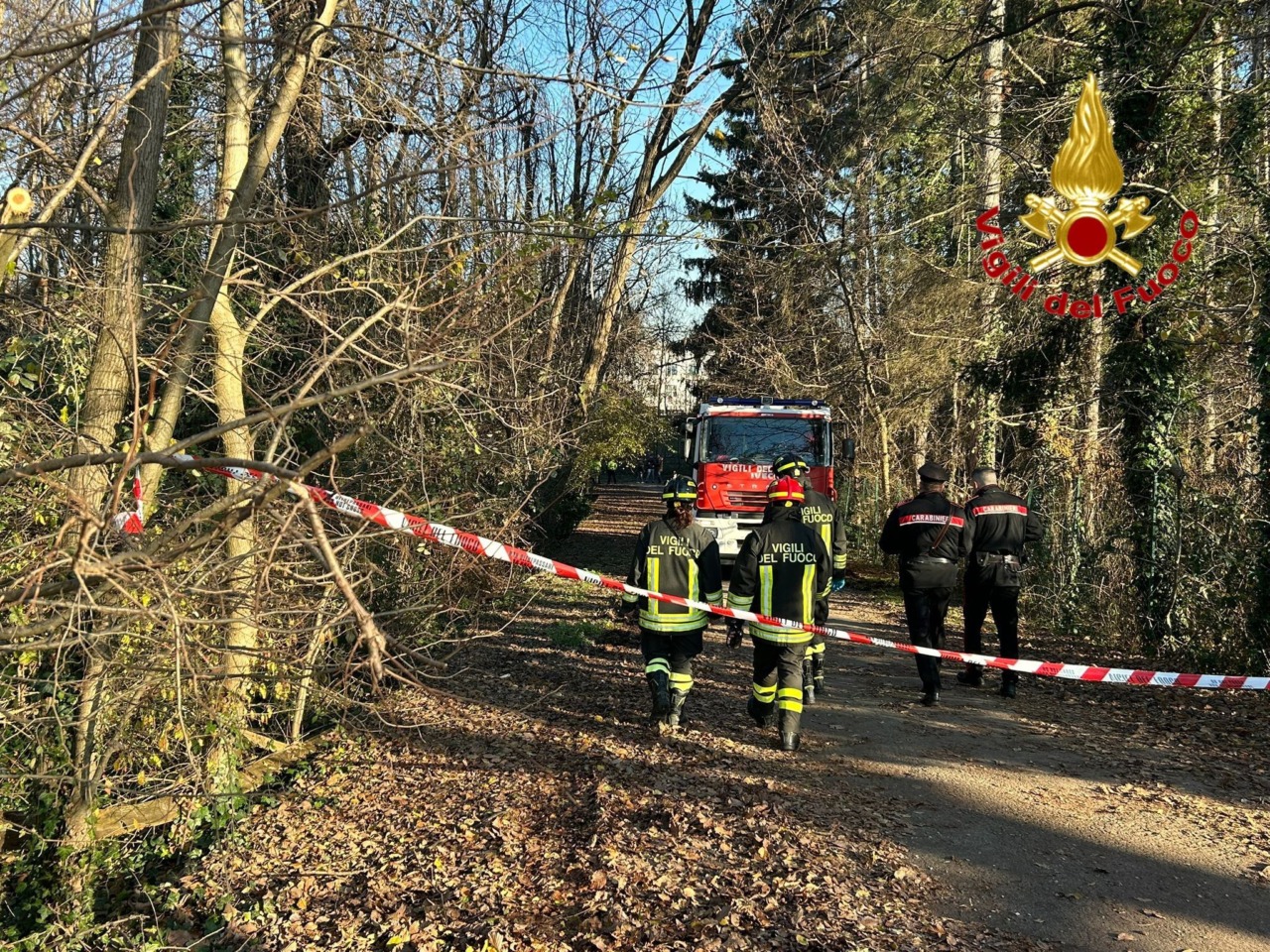 Trovato un corpo senza vita in un canale