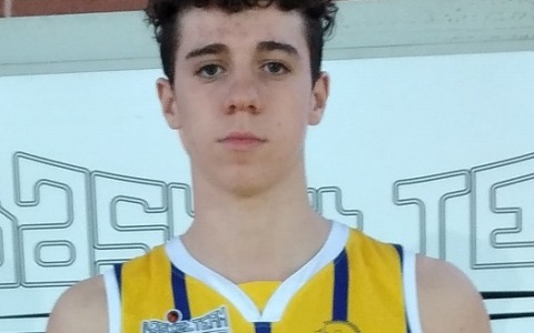 Il cestista Matteo Bettanti, ex di Nervianese 1919 e Ussgb Abbiategrasso, gravissimo dopo un incidente con la Ferrari